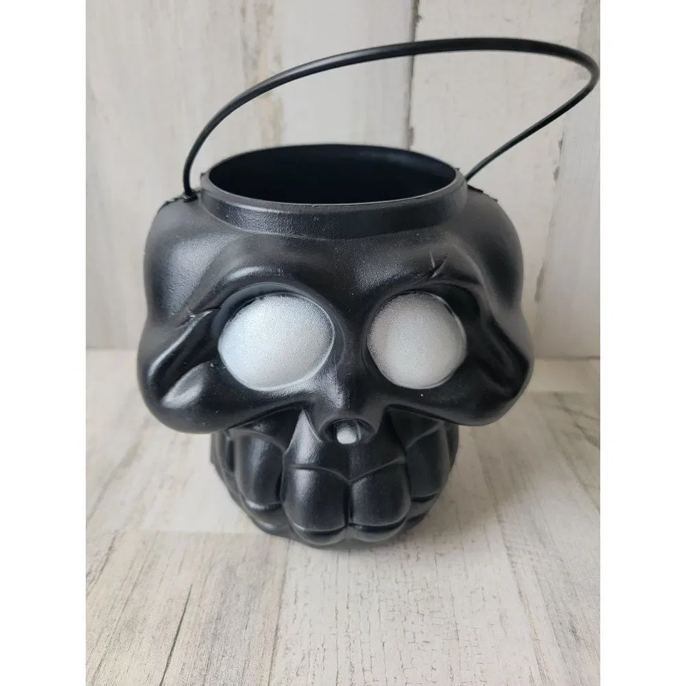 General foam‎ black skeleton head Halloween bucket